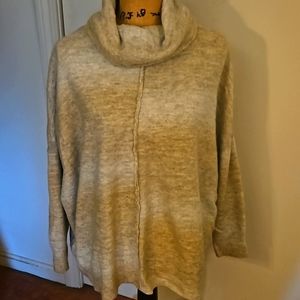 Calvin Klein Sweater